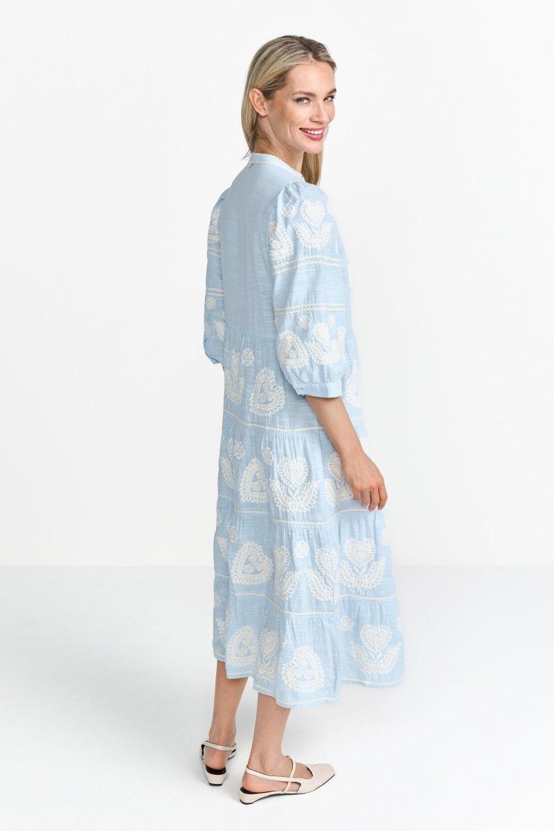 Hellblaues Maxikleid mit Folklore-Stickerei-Rich & Royal