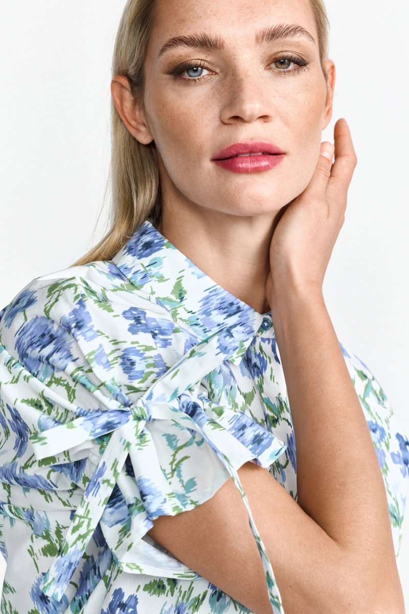 Weiße Bluse mit Blumenmuster-Rich & Royal