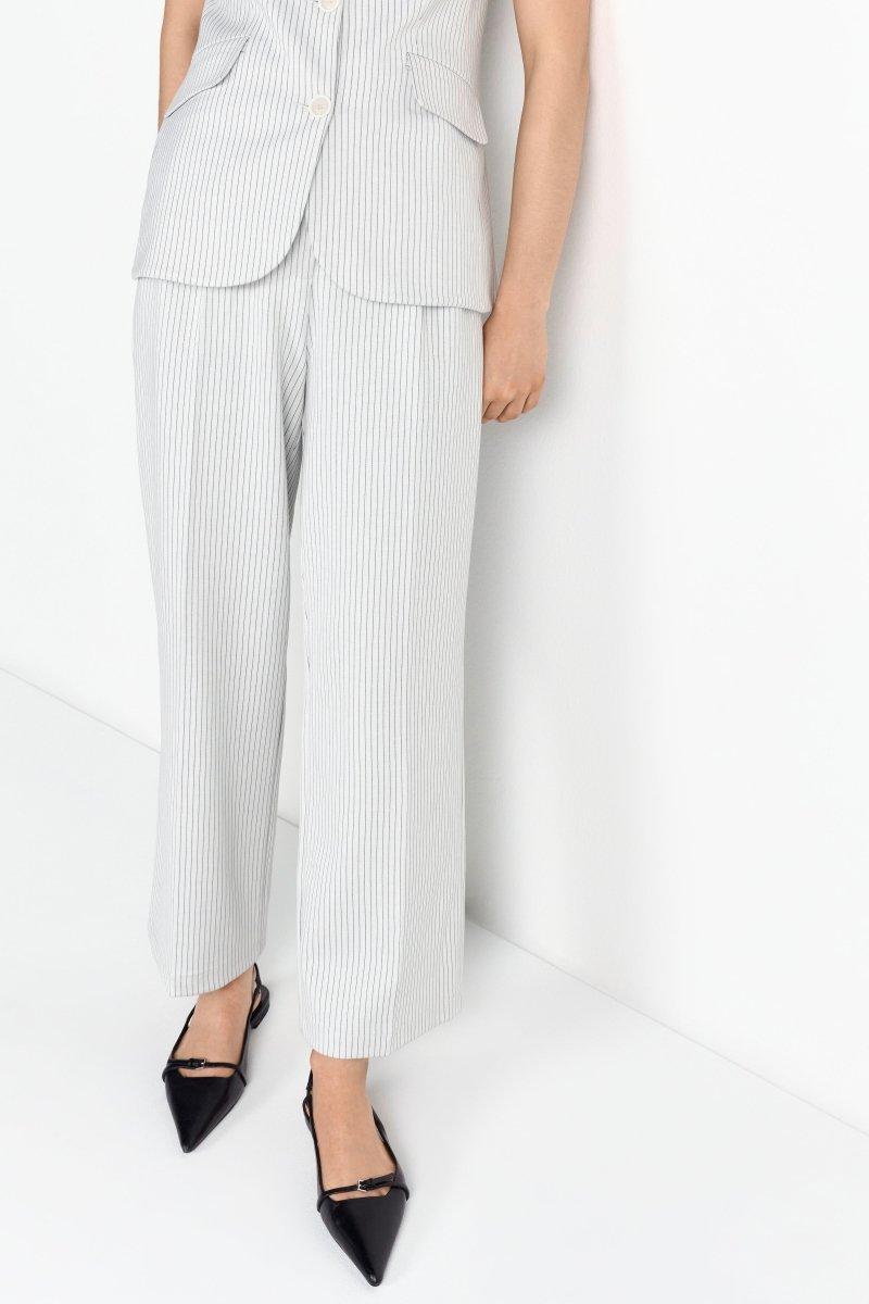 Weiße Anzughose mit Nadelstreifen-Rich & Royal