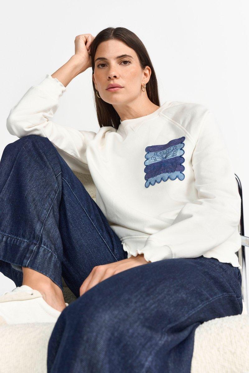 Weißes Sweatshirt mit Wellensaum-Rich & Royal