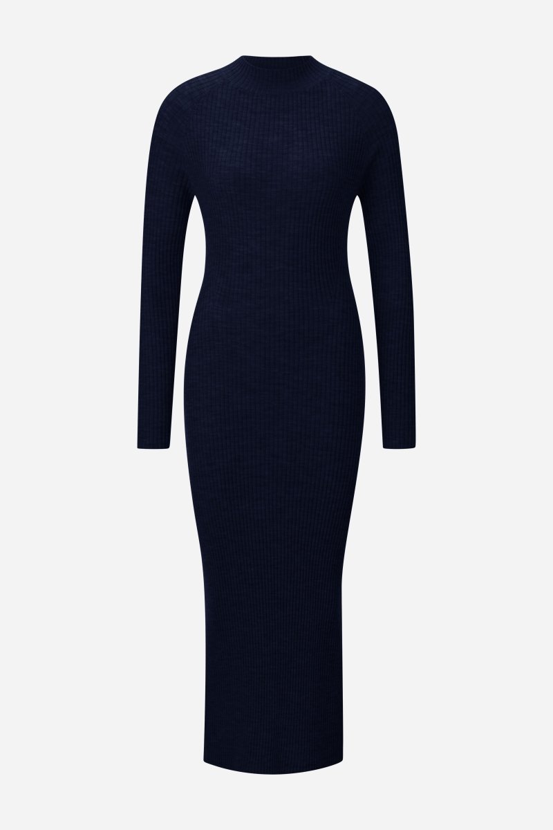 Langes Strickkleid mit Raglanärmeln
