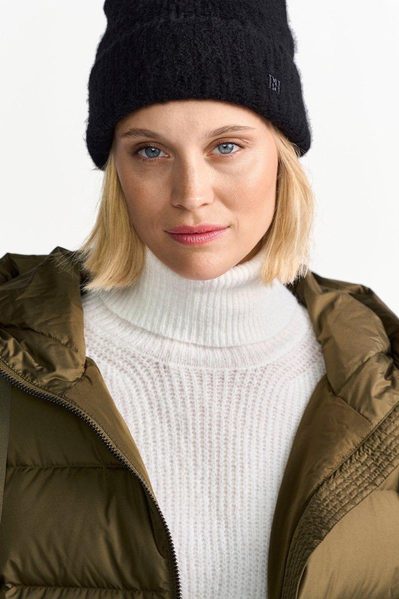 Beanie aus Rippstrick-Rich & Royal