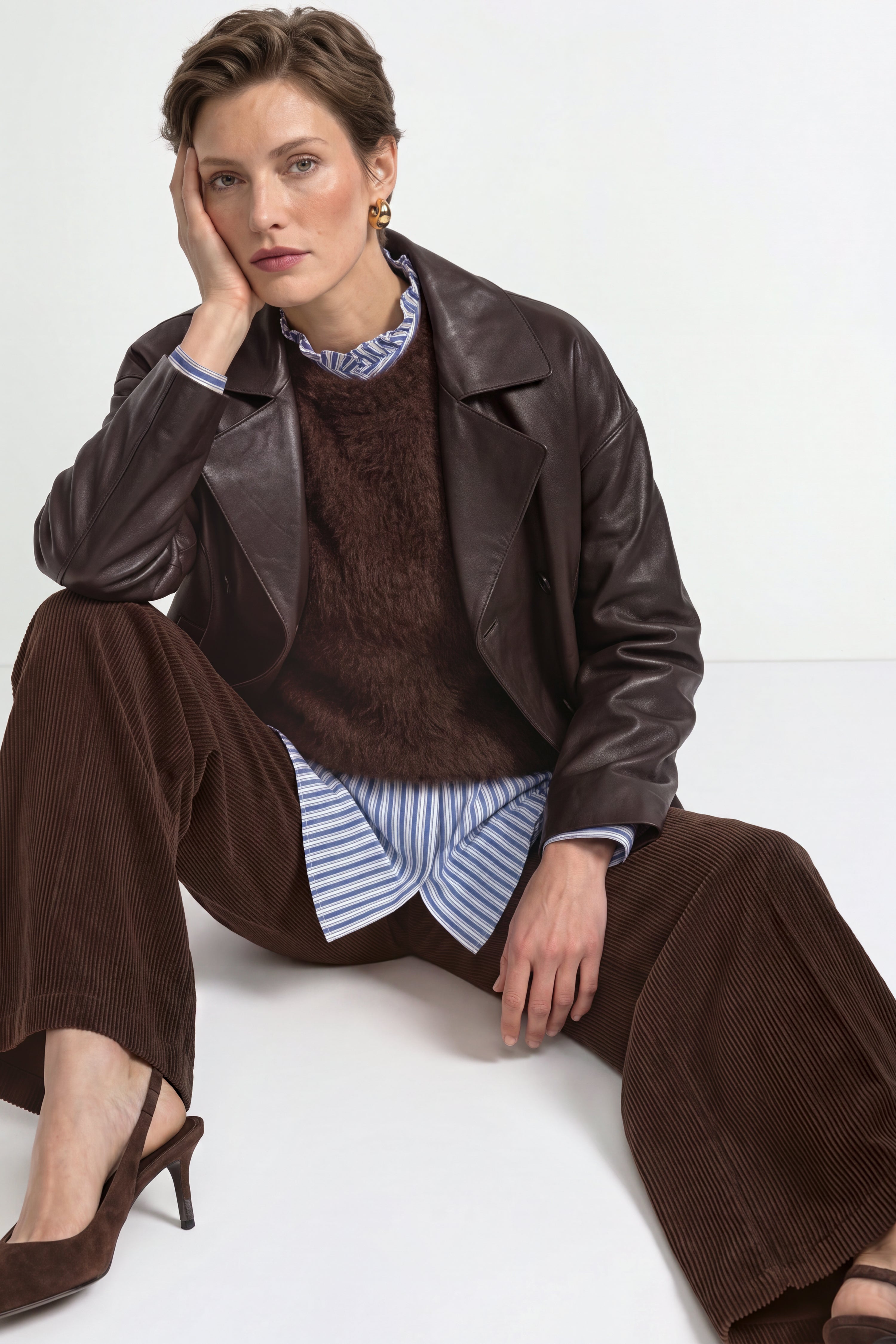 Kurze Lederjacke im Doppelreiher-Stil-Rich & Royal