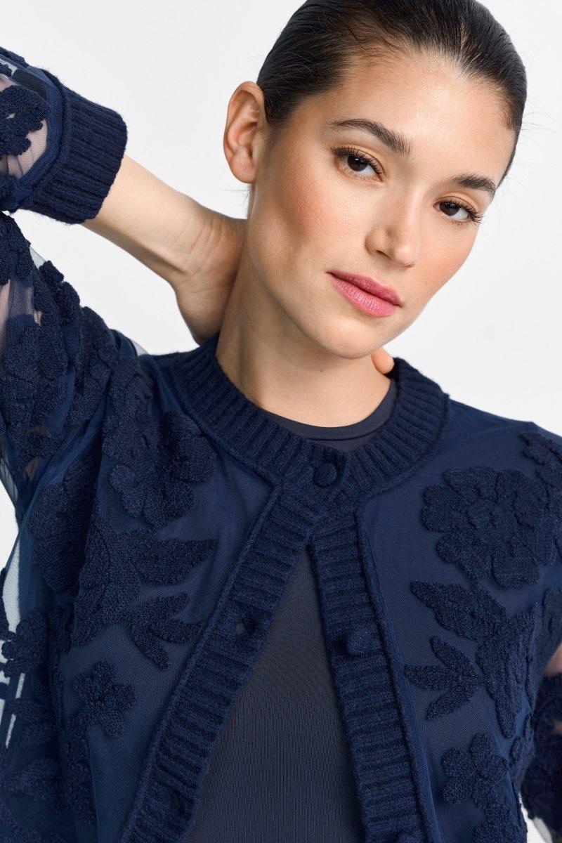 Strickjacke mit Blumenapplikation-Rich & Royal