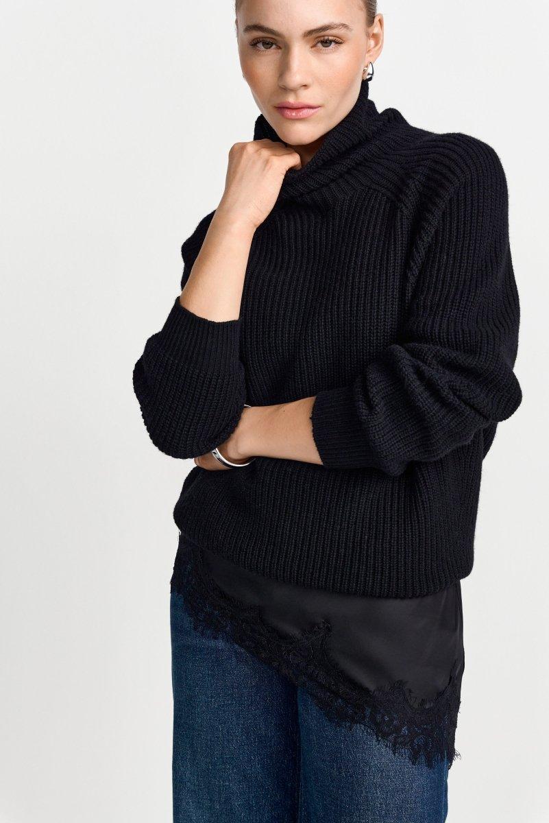 Spitzentop mit Spaghettiträgern-Rich & Royal