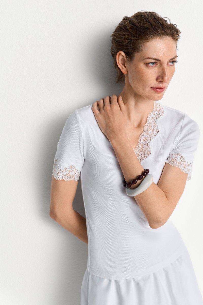 Figurbetontes Rippshirt mit Spitze-Rich & Royal