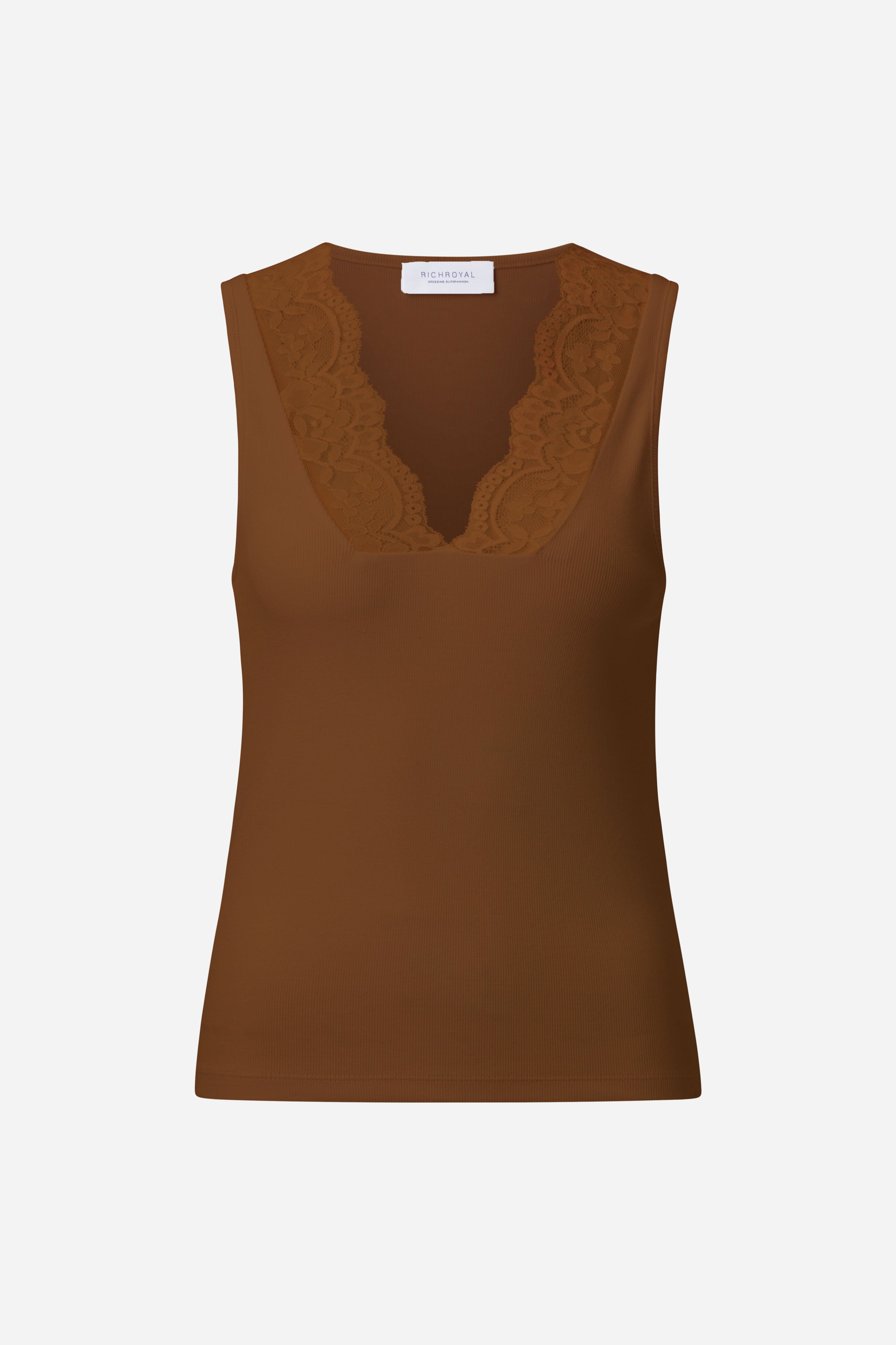 Figurbetontes Spitzentop aus Rippjersey-Rich & Royal