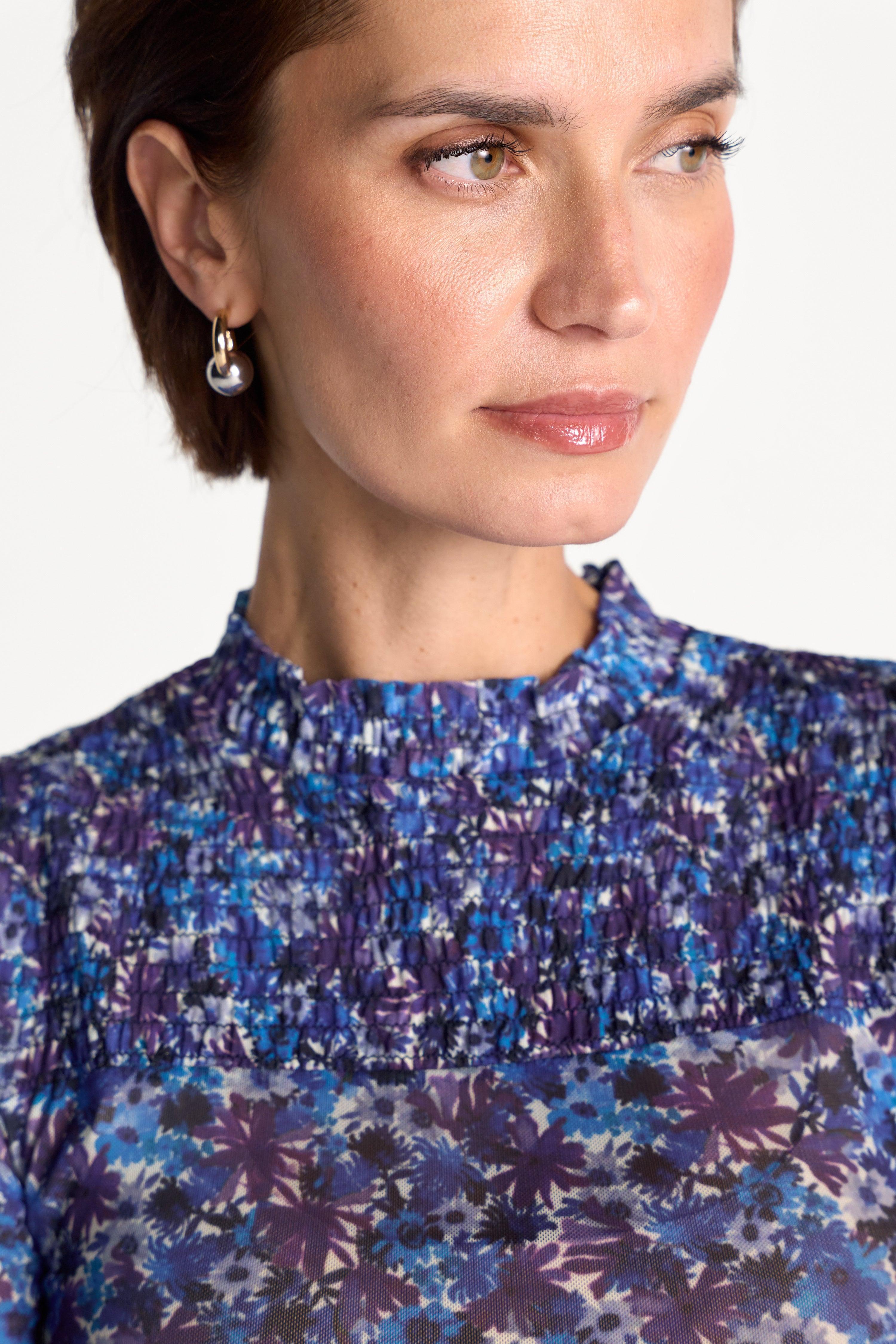 Mesh-Longsleeve mit Smokdetails-Rich & Royal