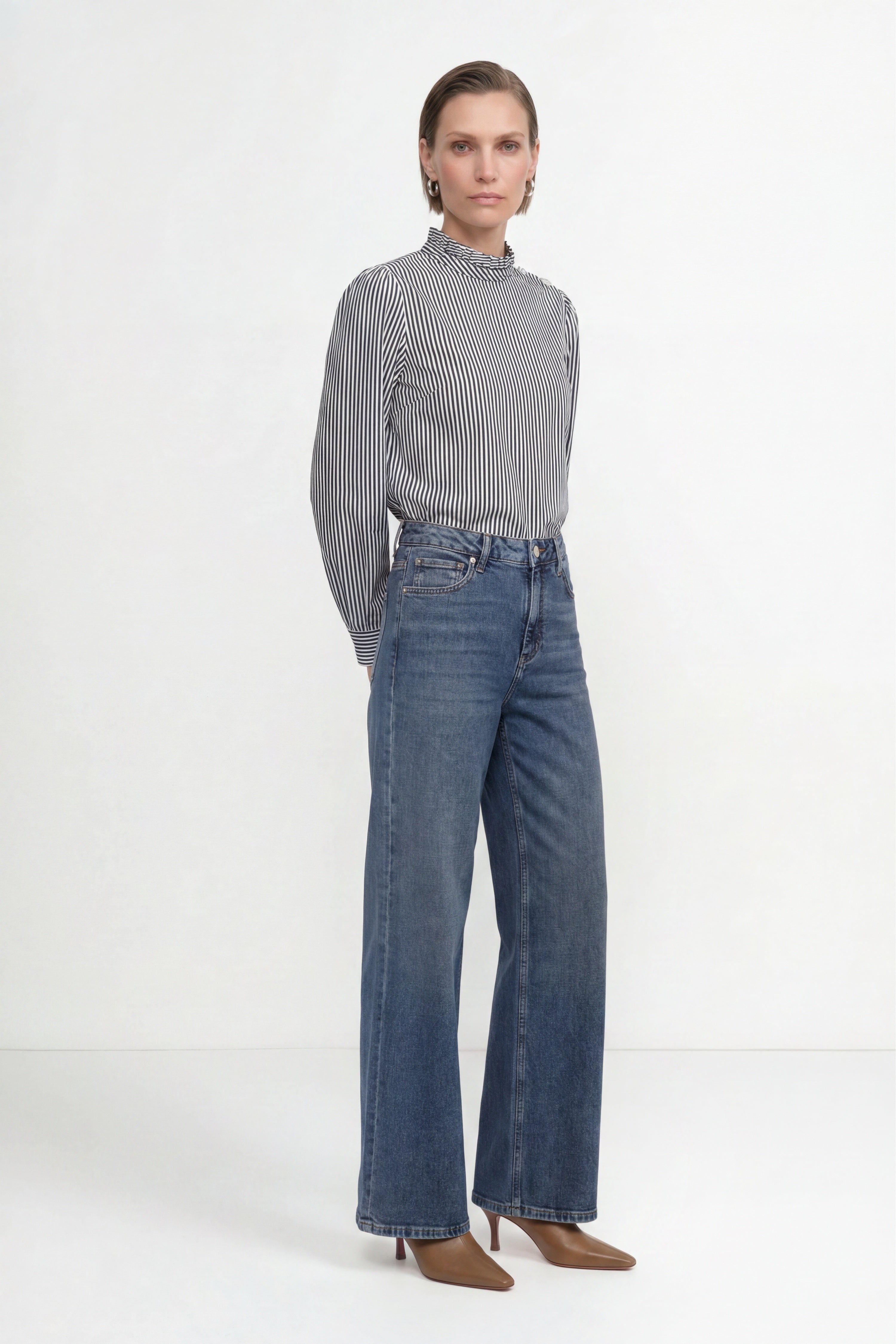 Gestreifte Rüschenbluse mit Stehkragen-Rich & Royal