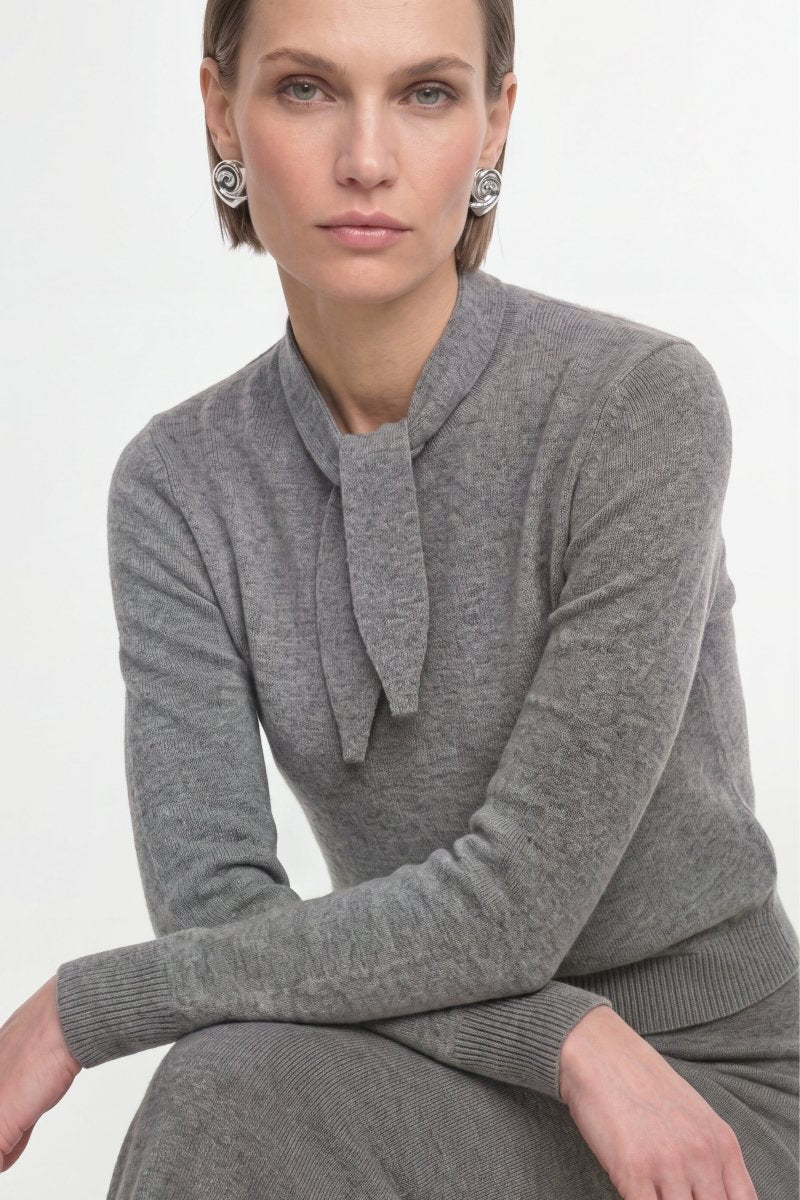 Merino-Kaschmir-Pullover mit Schleifenkragen-Rich & Royal