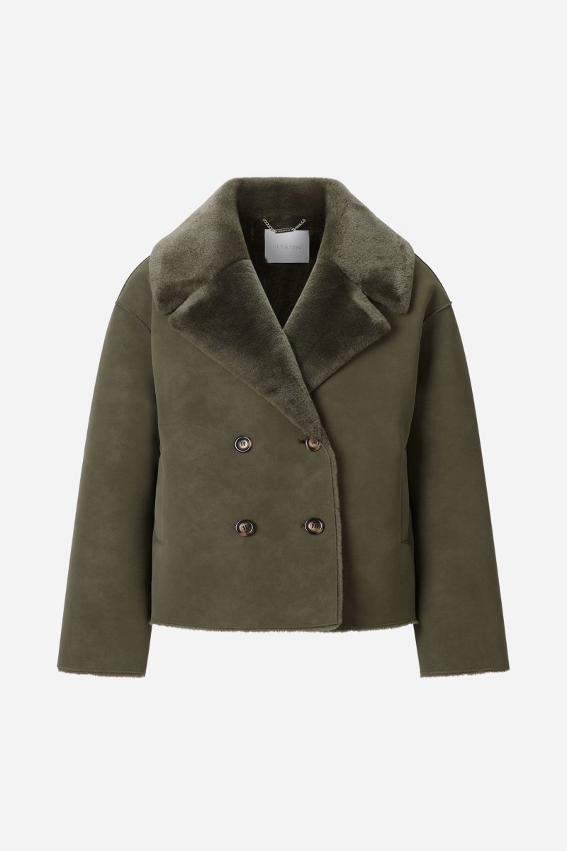 Kurze Jacke in Lammfell-Optik-Rich & Royal