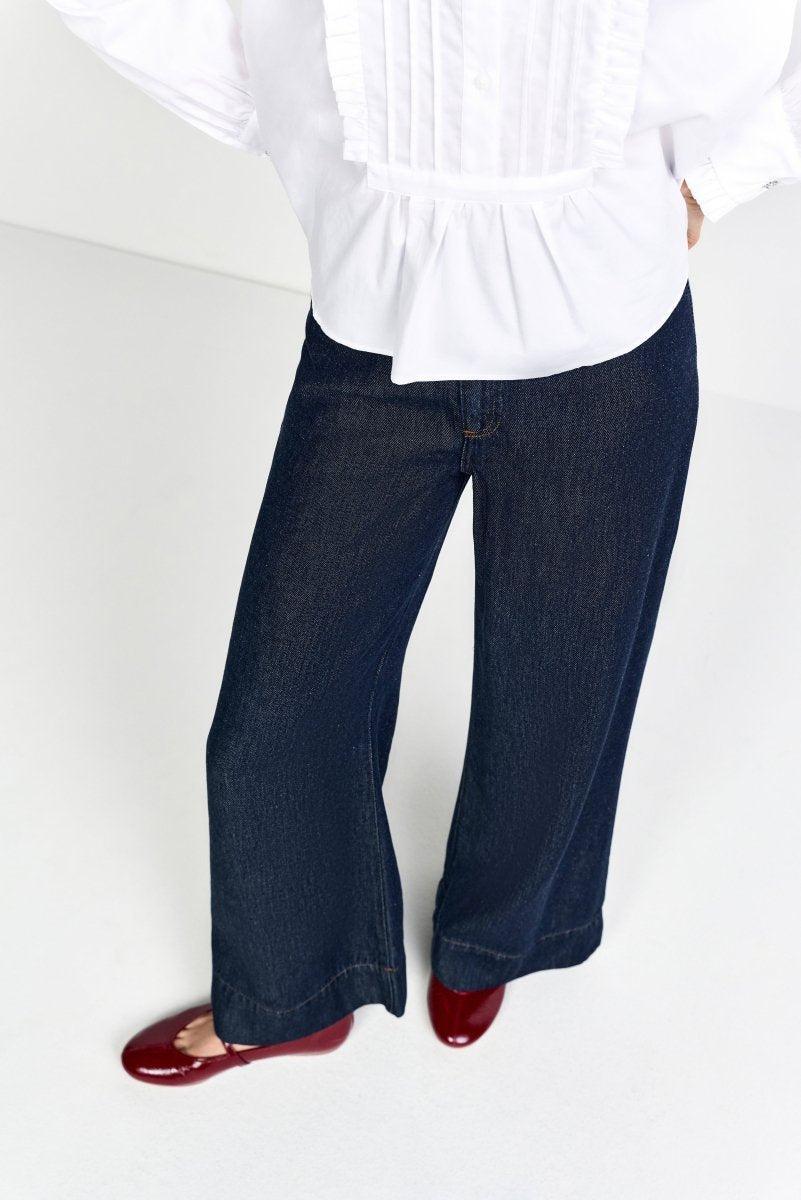Dunkelblaue Flared Jeans-Rich & Royal